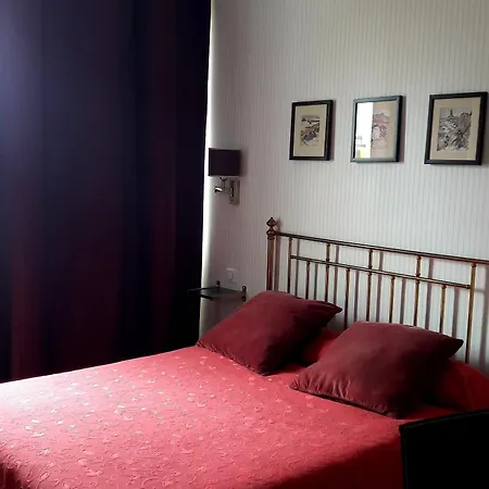 Logis Terrasse Hotel Lisieux