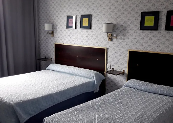 ホテル Logis Terrasse リジュー