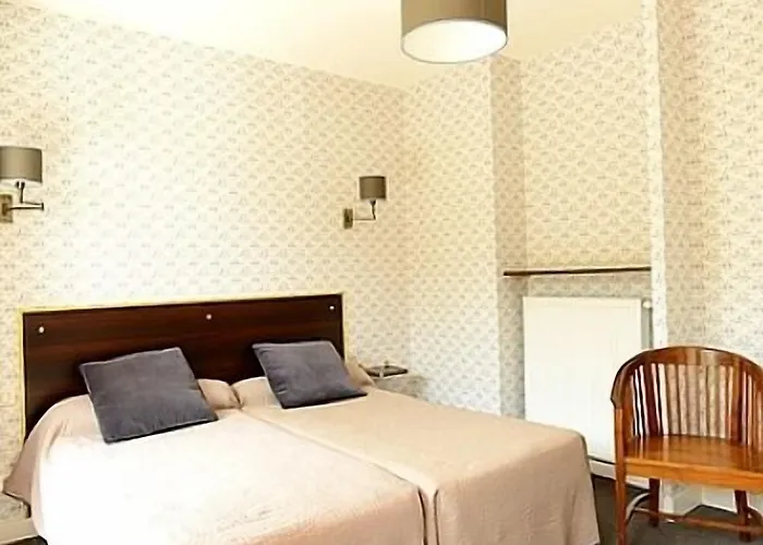 Logis Terrasse Hotel 2*