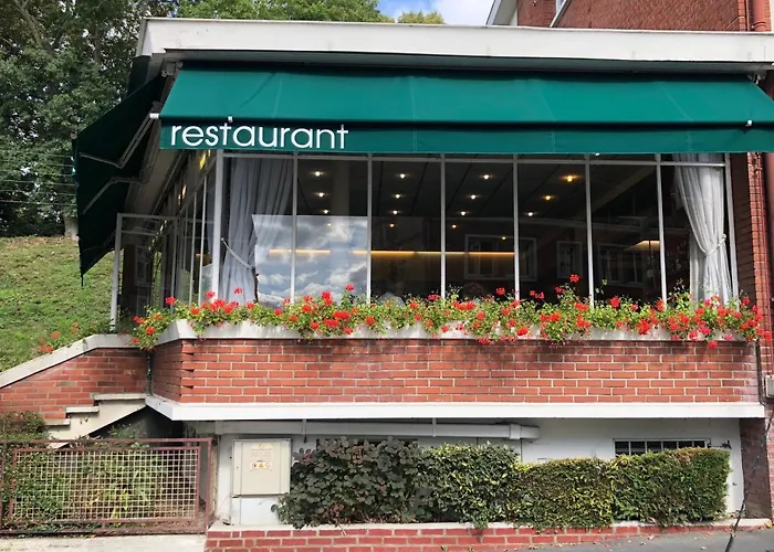 Hotel Logis Terrasse 2*